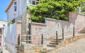 Behr Road Apartment With Sea View Patio